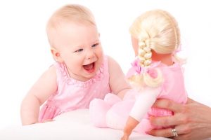 Une Etude Revele Que Des 9 Mois Les Bebes Preferent Les Jouets Destines A Leur Sexe Pediatre Online